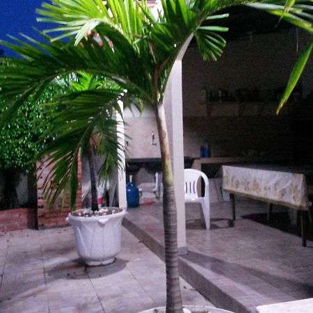 Each Hostel Da Amazonia Манаус Экстерьер фото